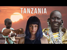 Load and play video in Gallery viewer, A Luxury Maasai Jewellery Business Focused on Women&#39;s Empowerment in Tanzania
